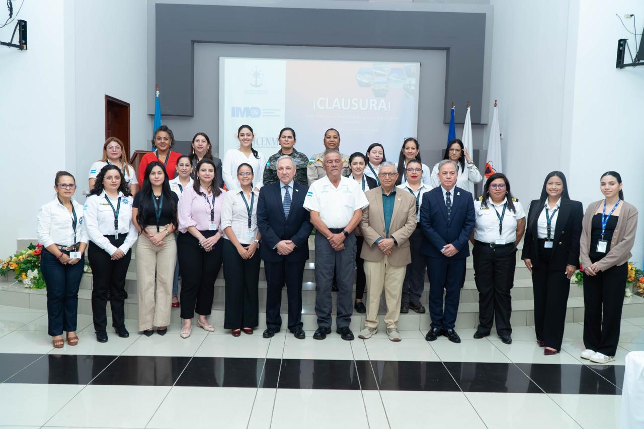 Durante la clausura se destacó la amplia participación de mujeres